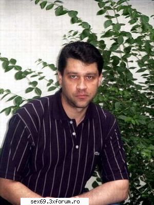 imi place sa cunosc extazul in dragoste, sa daruiesc placere
si pasiune,sa reusim sa comunicam,